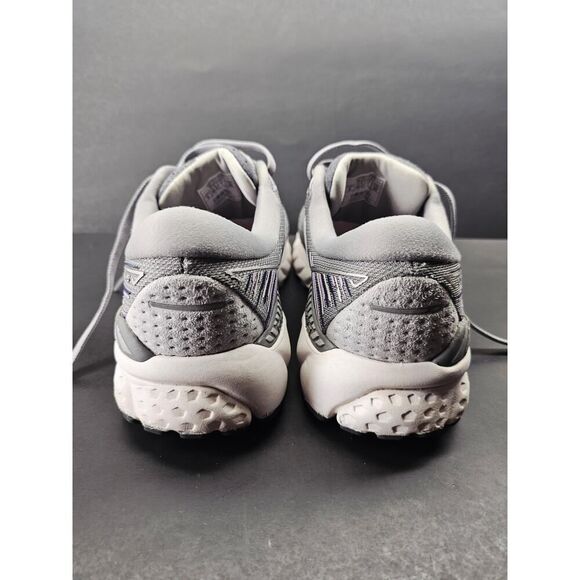 Brooks Women 9 Comfy footwear - Picture 7 of 12
